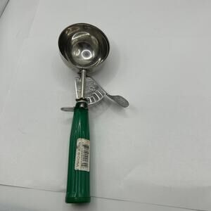 Bakers Chefs Stainless Steel Scooper Tool 671945 Green Plastic Handle